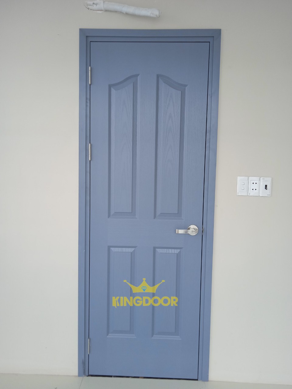 Cửa Gỗ Công Nghiệp HDF Tại Tân Bình - Mẫu Cửa Gỗ Cao Cấp